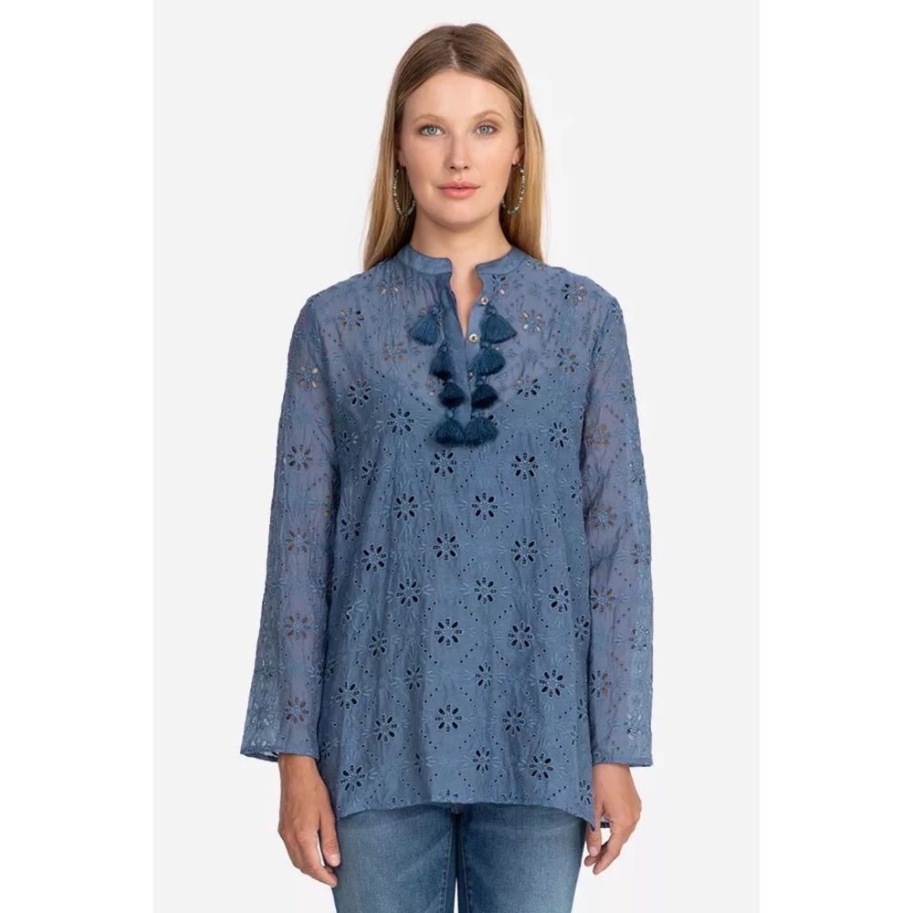 Johnny Was Vidya Eyelet Blue Blouse Tunic Medium perfect condition.